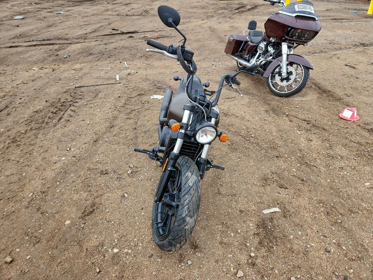 Indian Motorcycle Co. Scout Rogu Rogue Sixty Abs