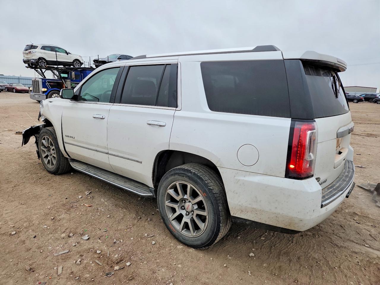 GMC Yukon Denali