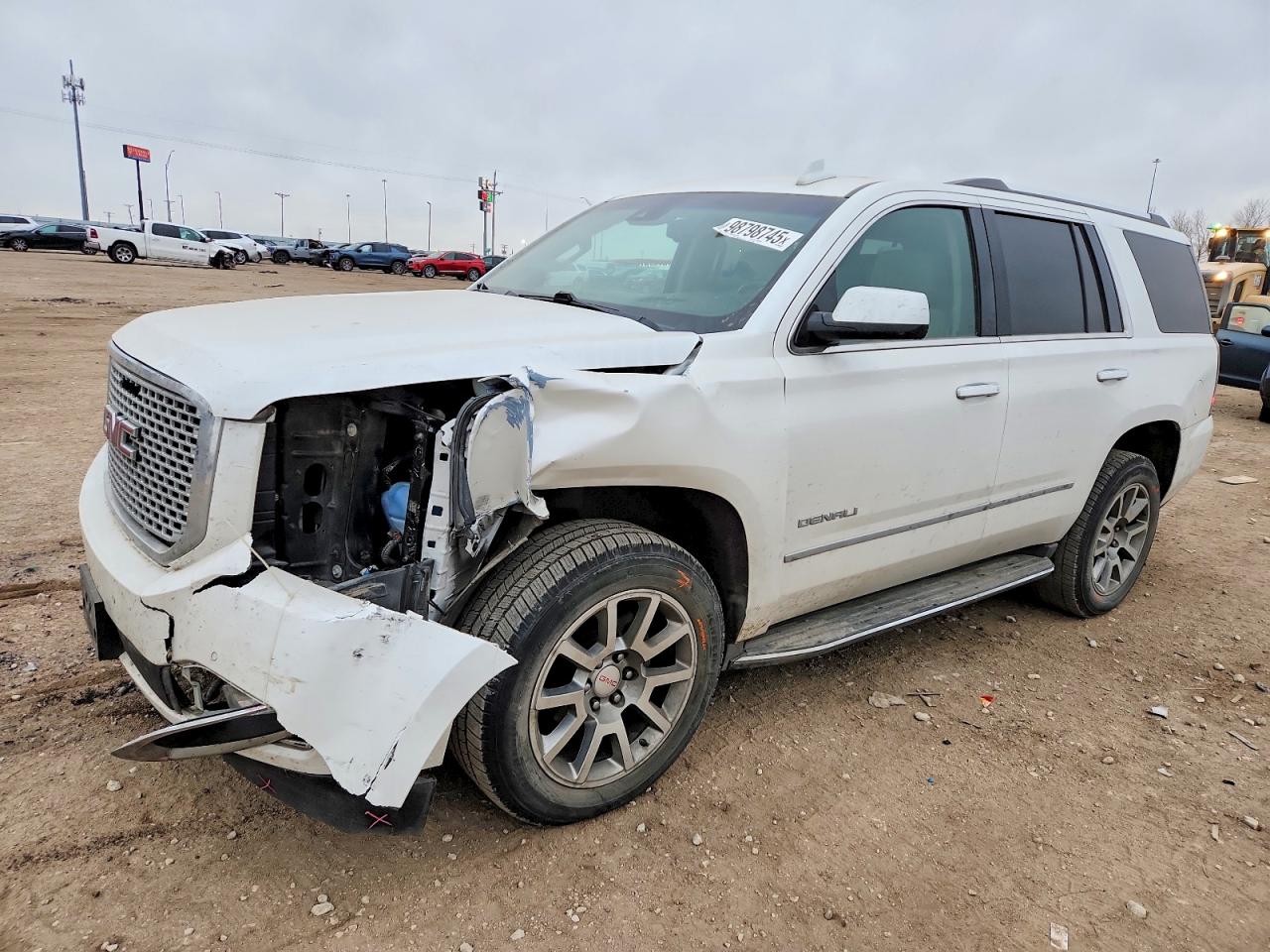 Salvage GMC Yukon Image