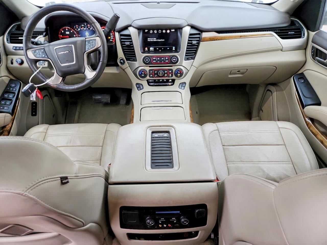GMC Yukon Denali