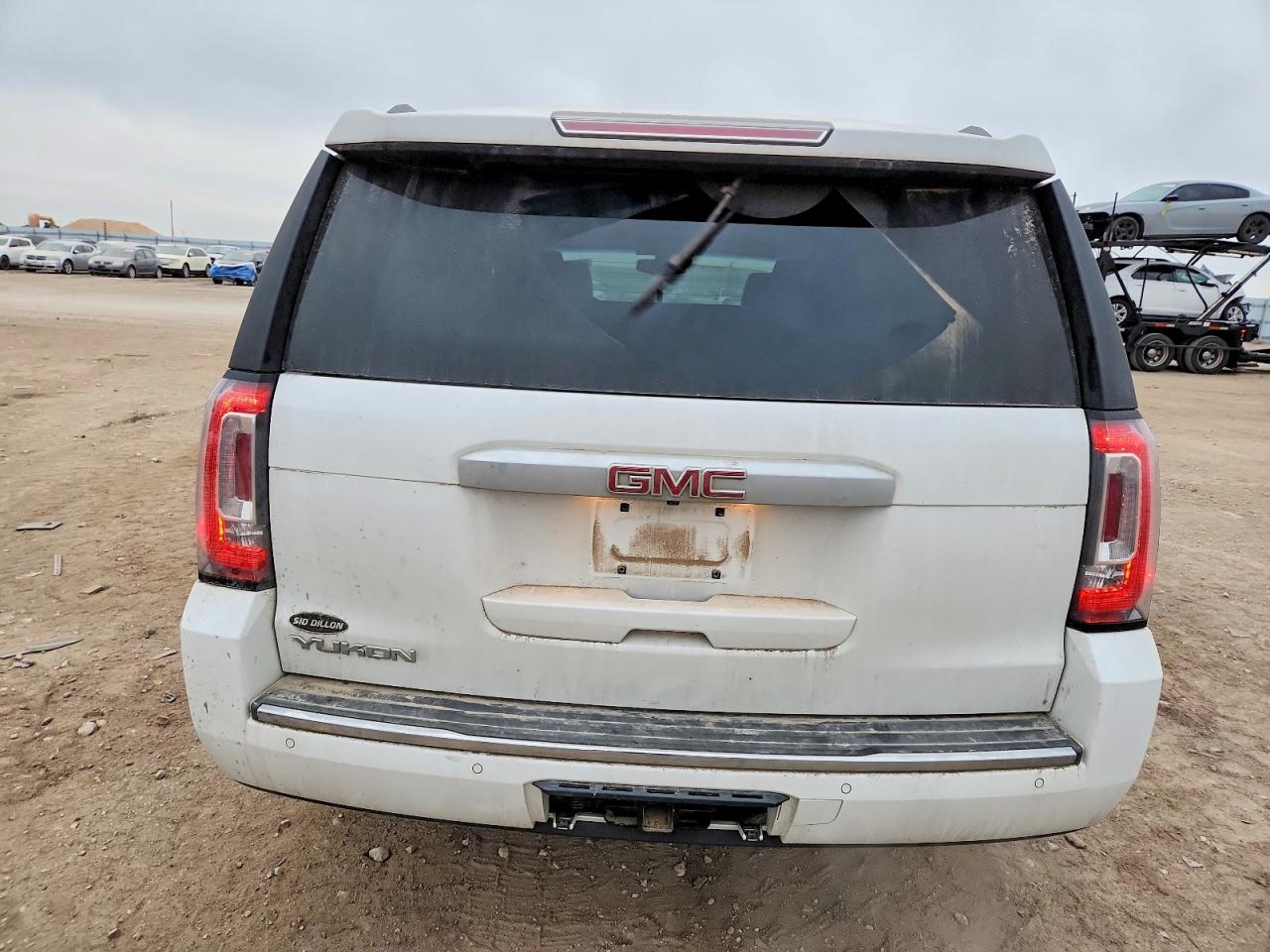 GMC Yukon Denali