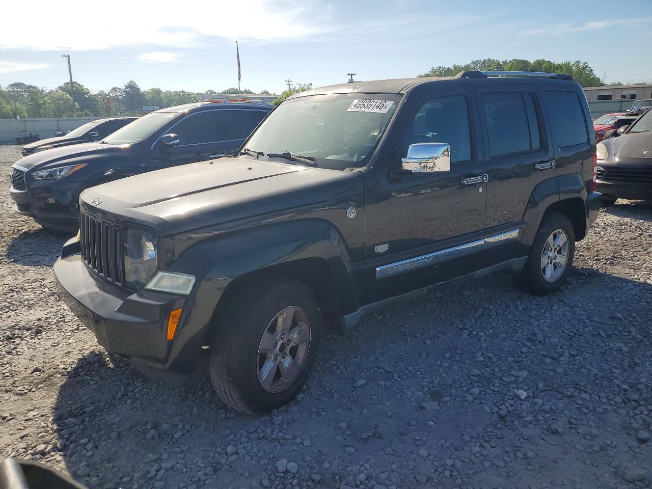 Salvage Jeep Liberty Image