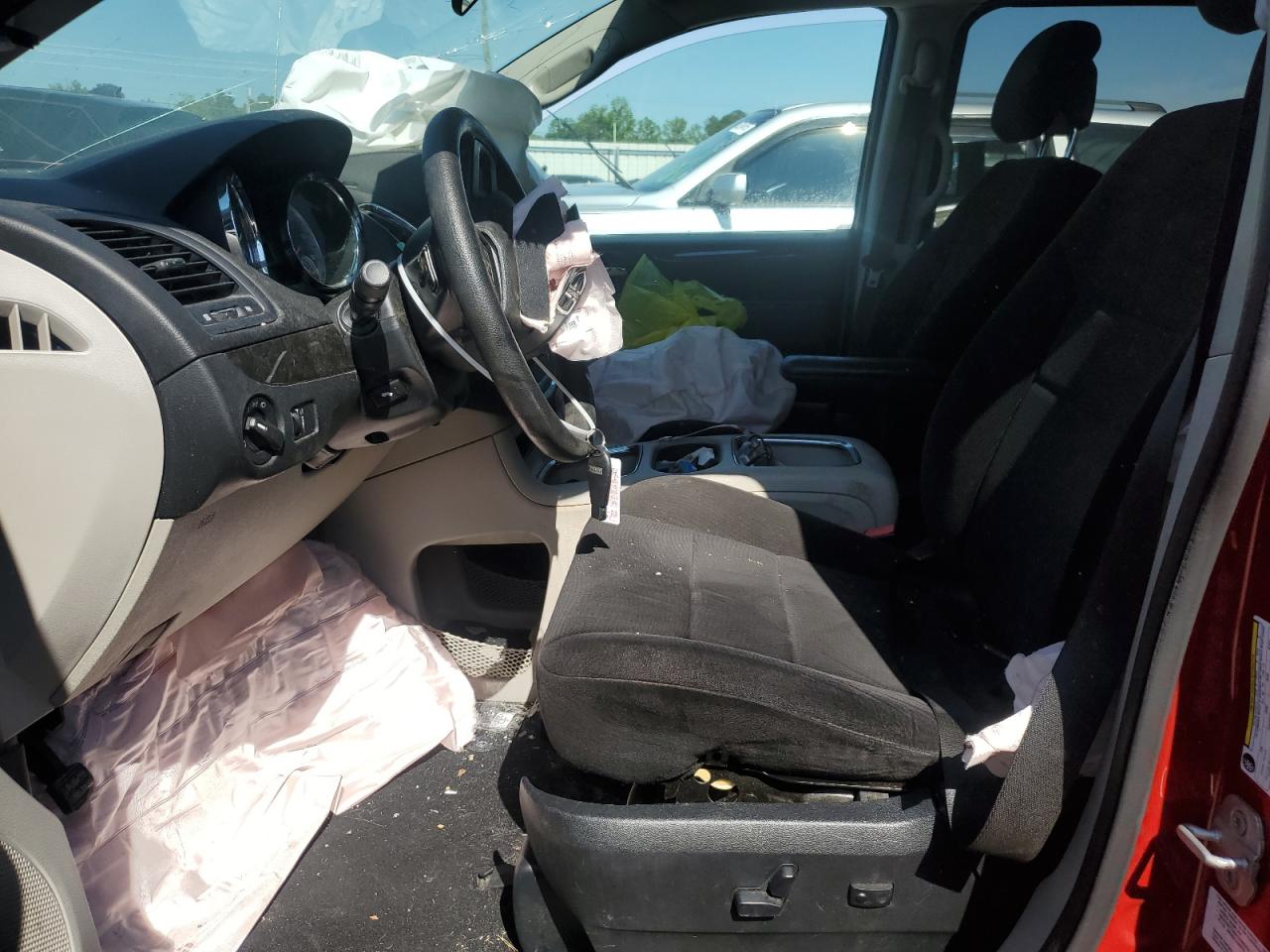 Dodge Caravan Sxt
