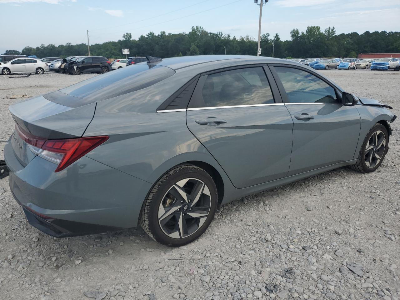 Hyundai ELANTRA Sel