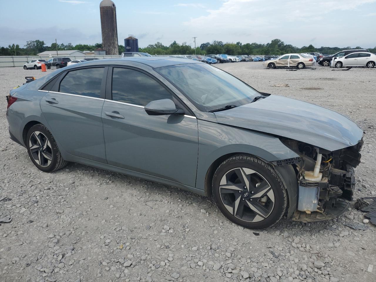 Hyundai ELANTRA Sel