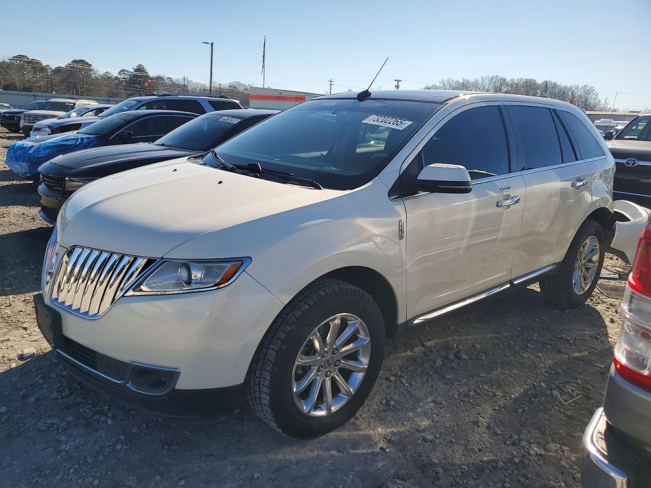 Salvage Lincoln MKX Image