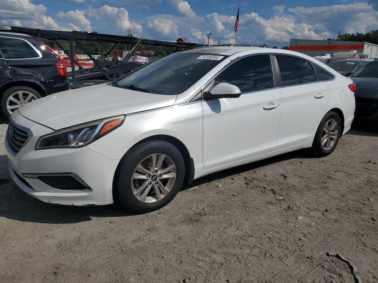 Salvage Hyundai SONATA Image
