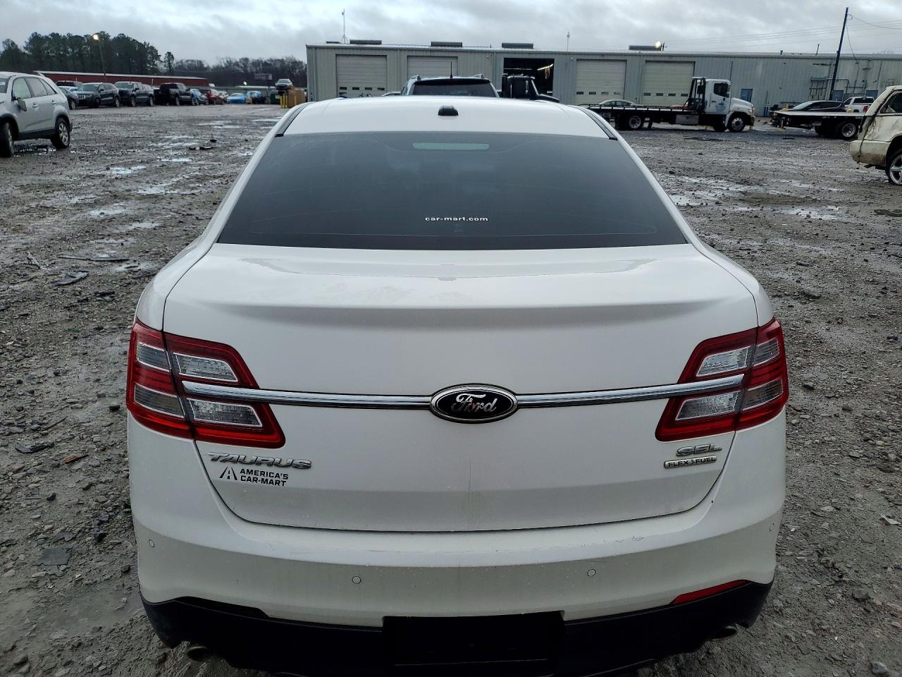 Ford Taurus Sel