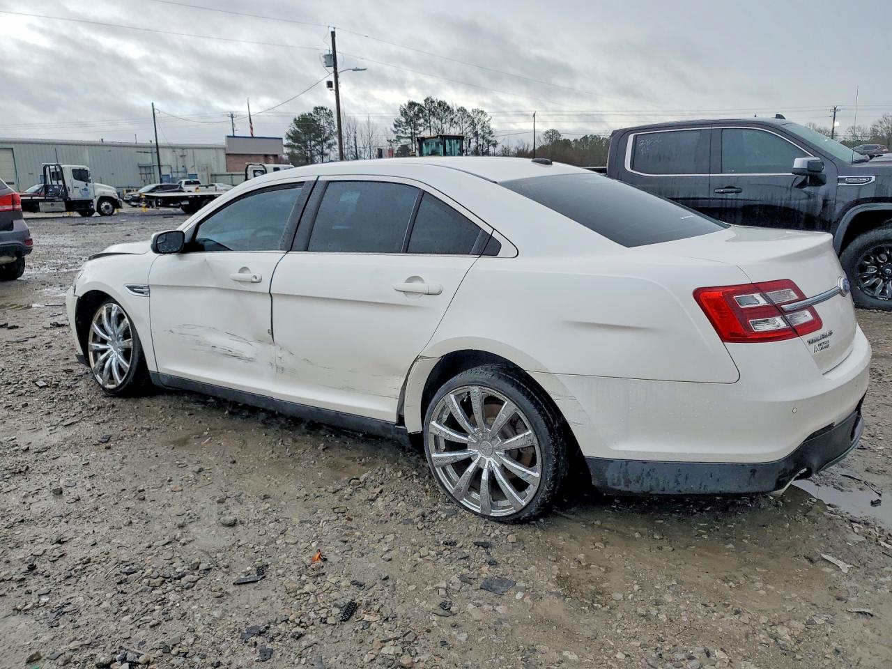 Ford Taurus Sel