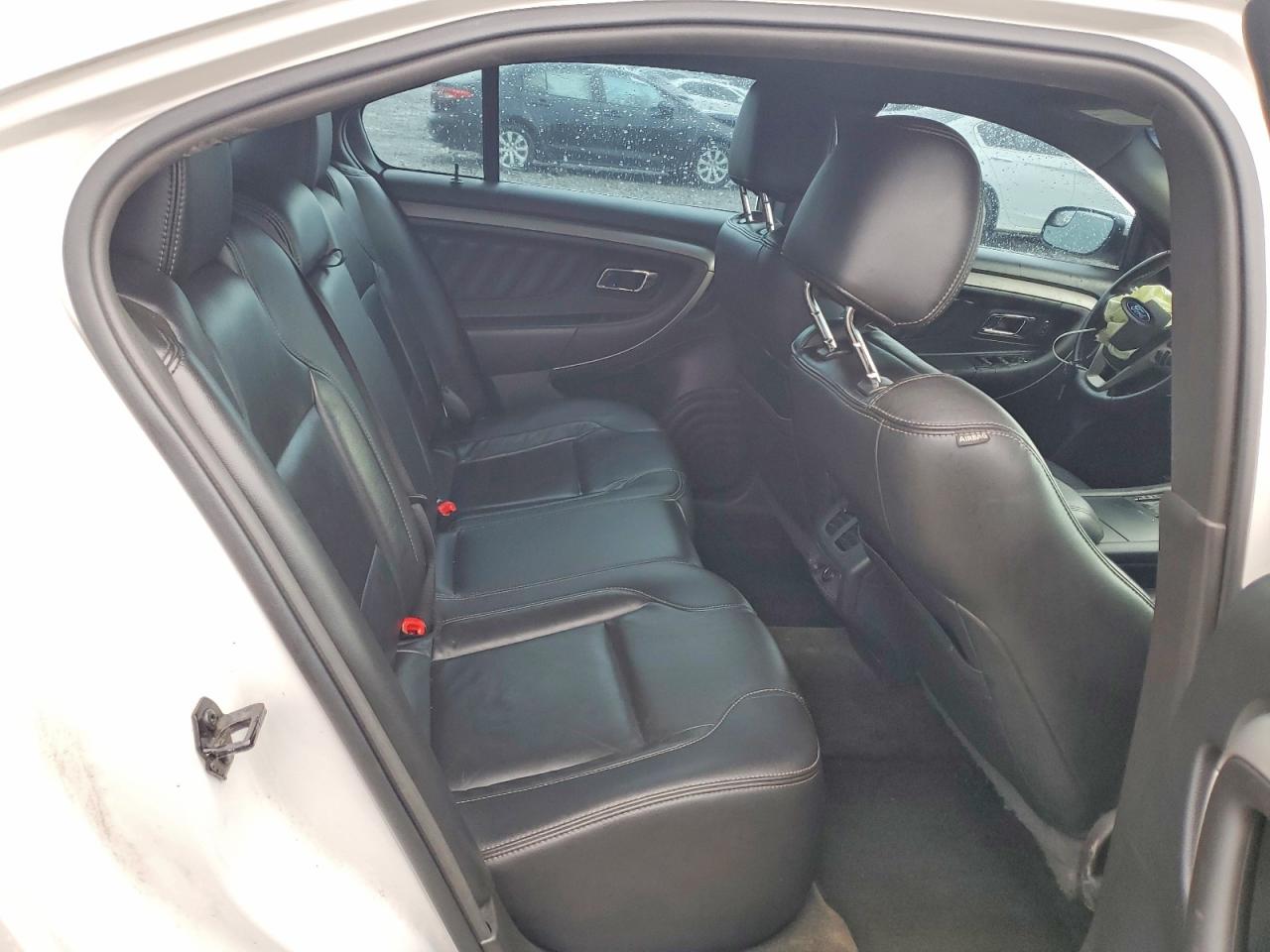 Ford Taurus Sel