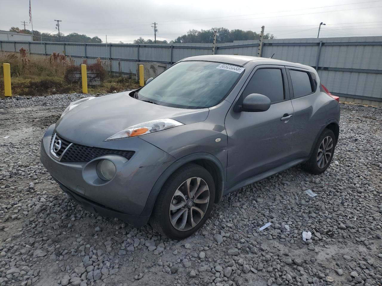 Salvage Nissan JUKE Image