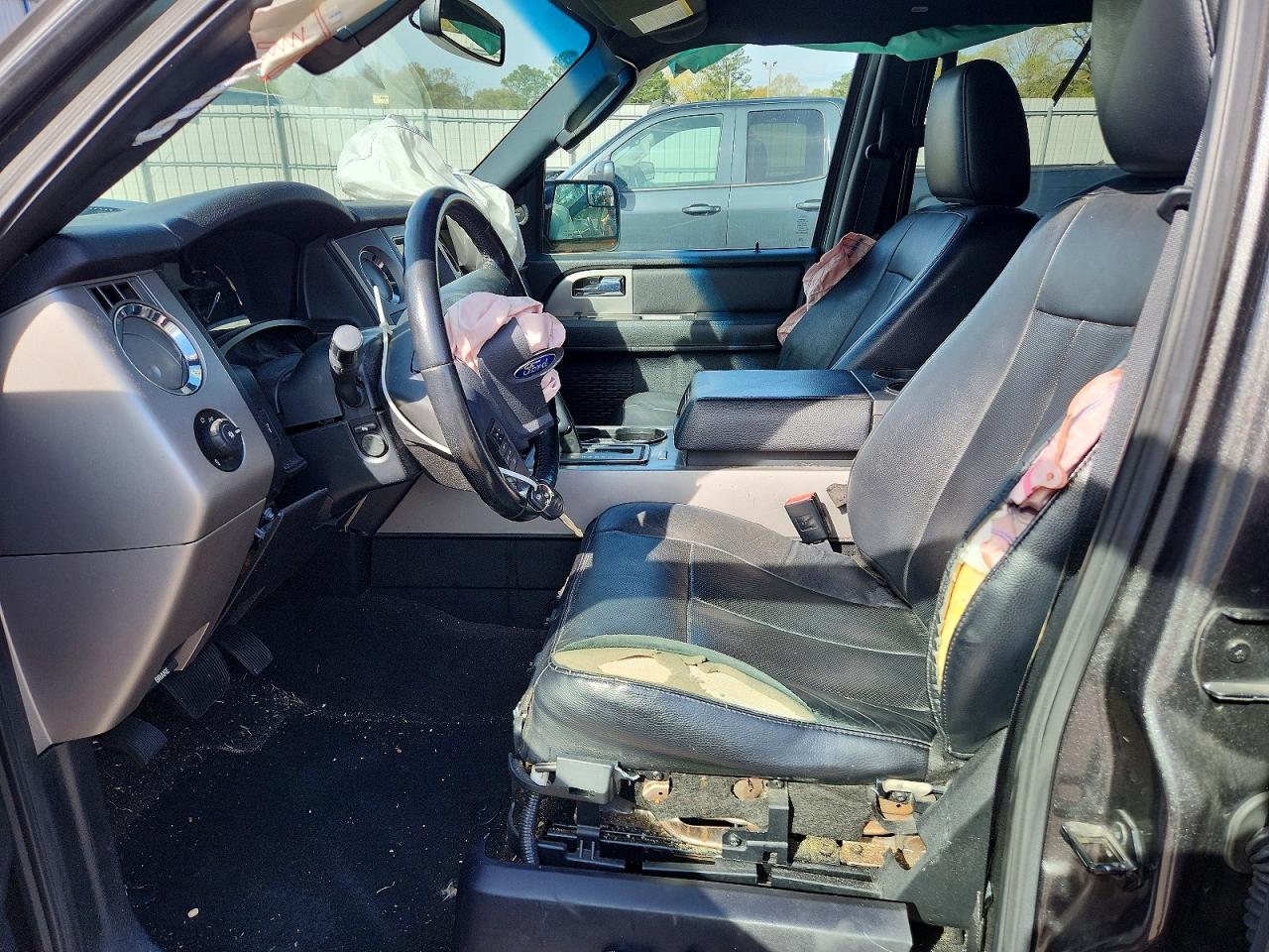Ford Expedition Xlt