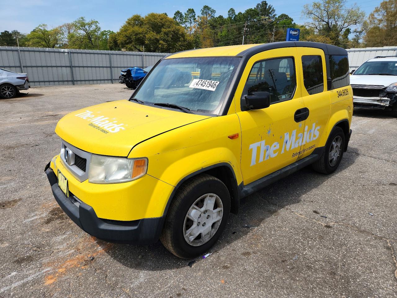 Salvage Honda Element Image