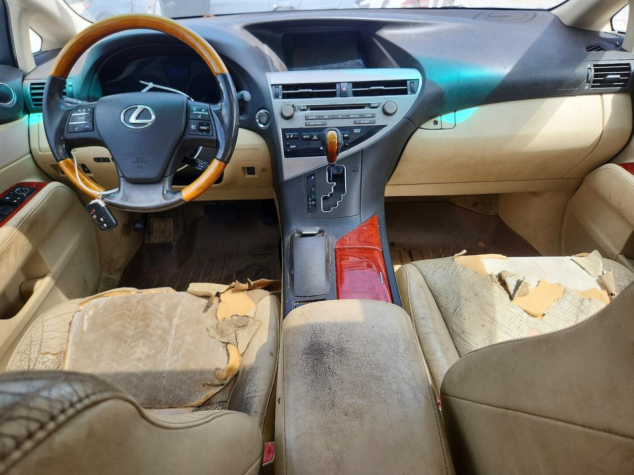 Lexus RX Base
