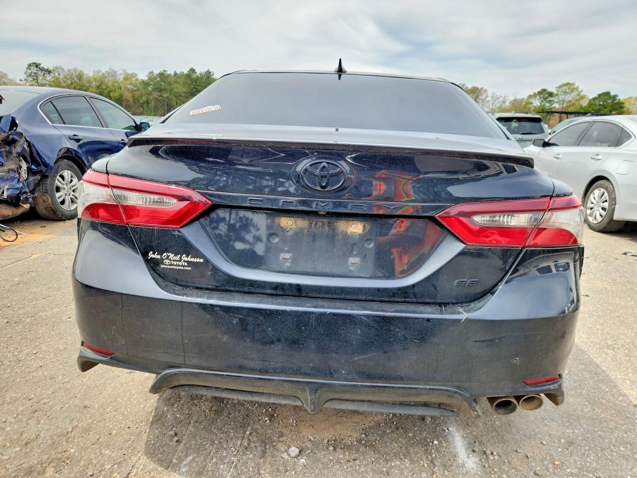 Toyota Camry Se Night Shade