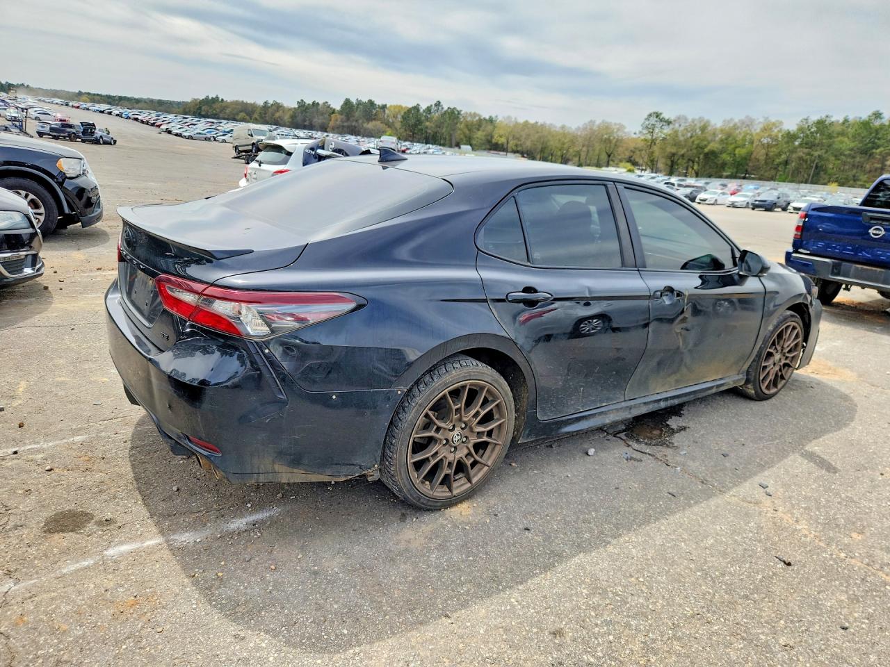 Toyota Camry Se Night Shade