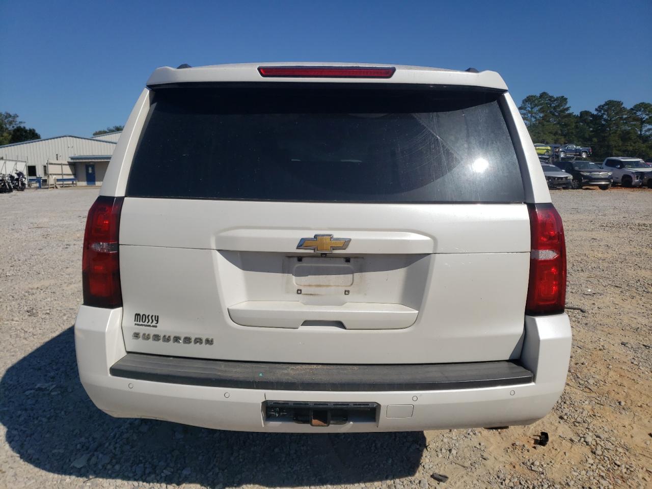 Chevrolet Suburban C1500 Lt