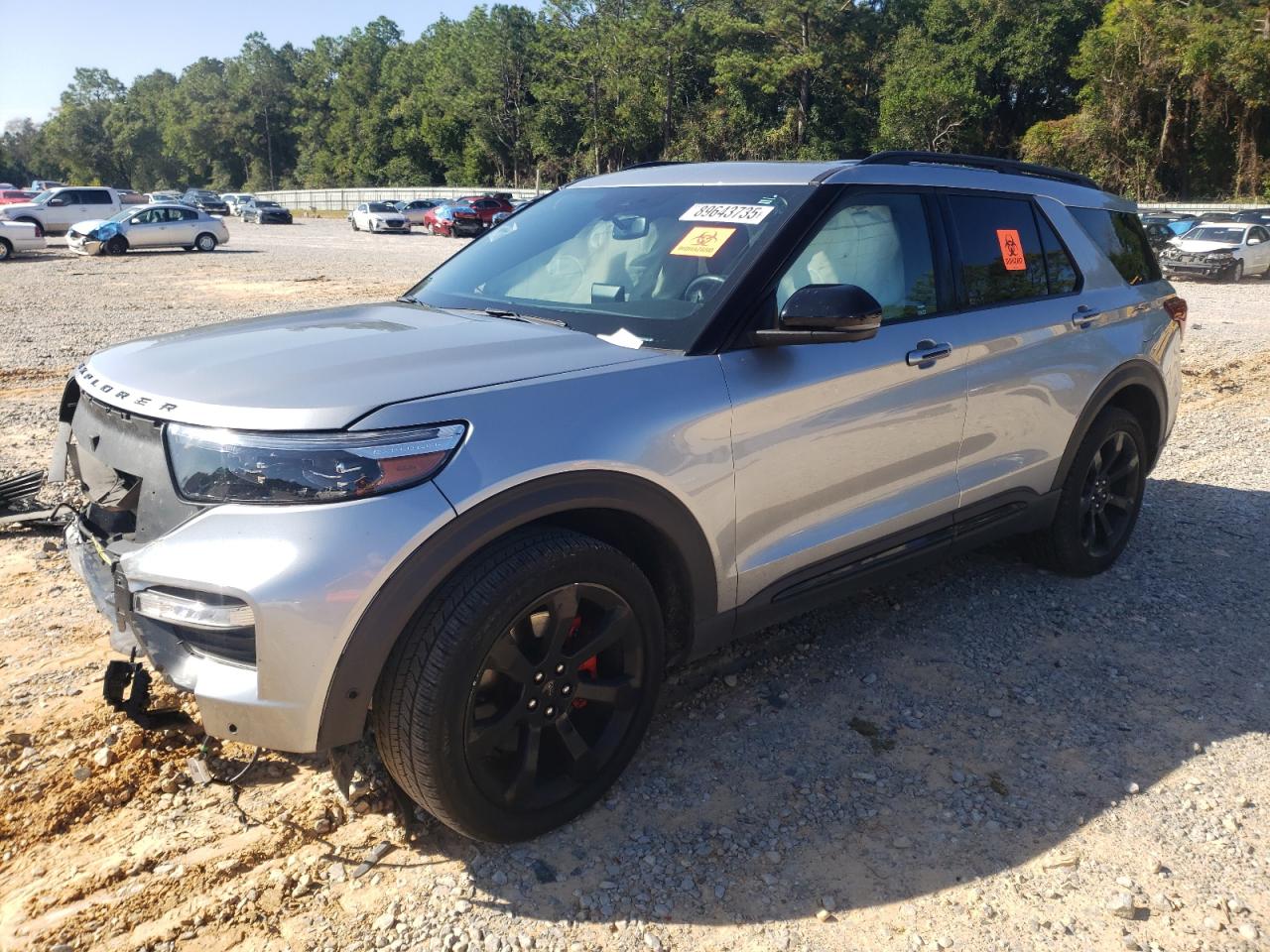 Salvage Ford Explorer Image