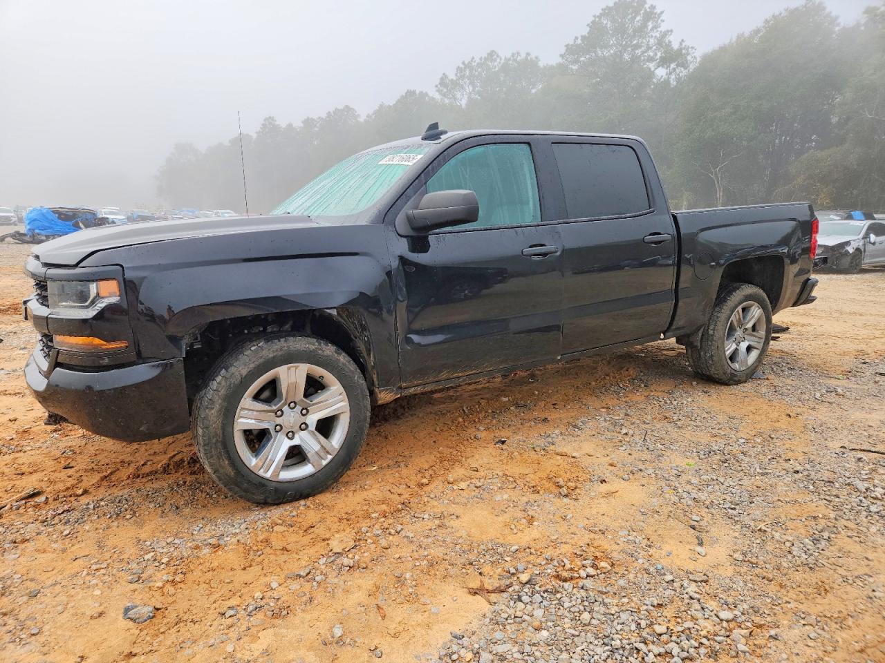 Salvage Chevrolet Silverado Image