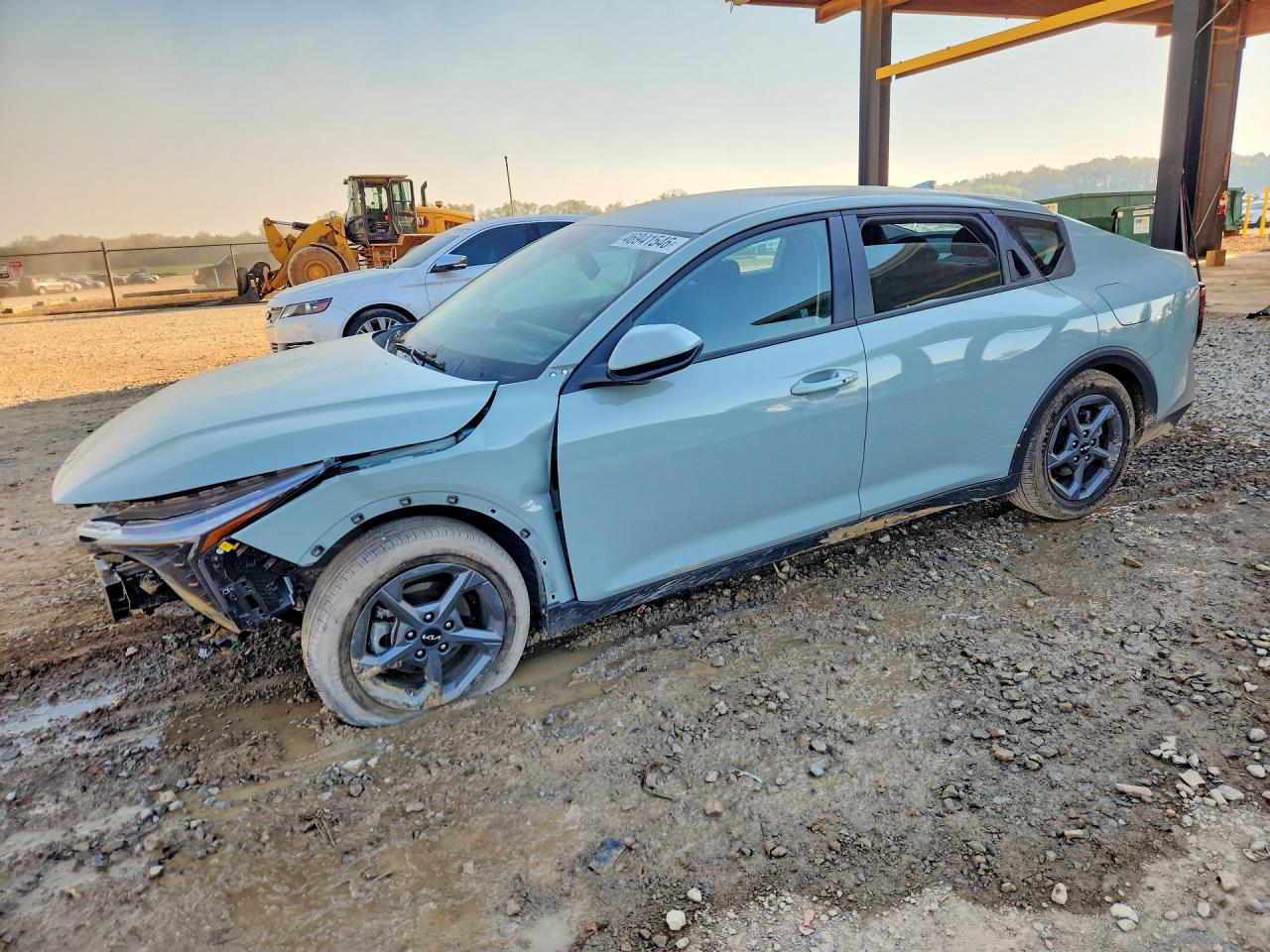 Salvage Kia K4 Image
