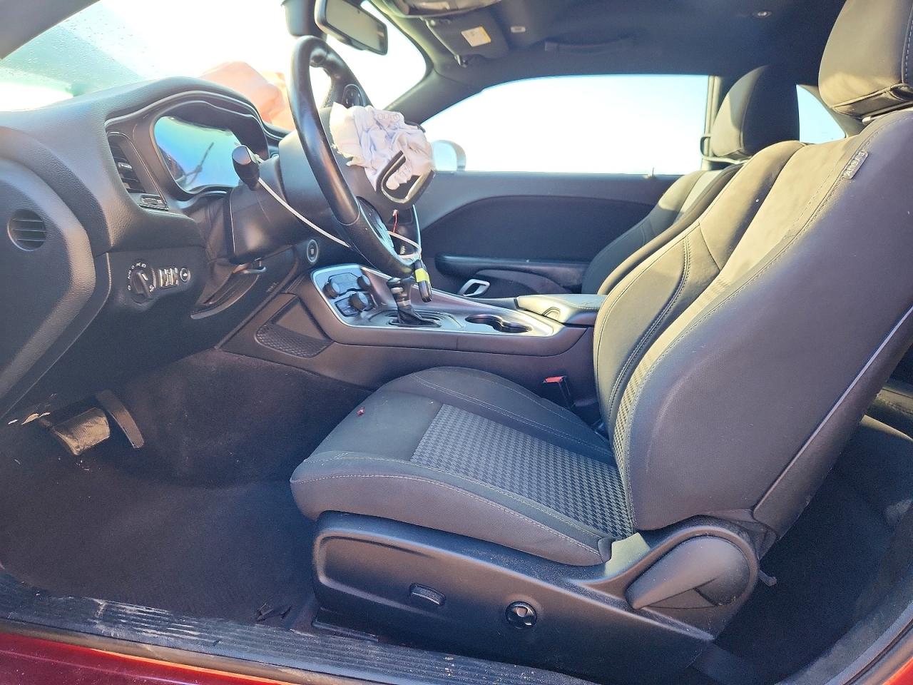 Dodge Challenger Sxt