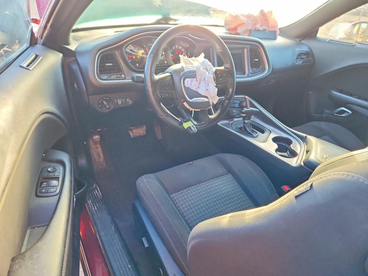 Dodge Challenger Sxt