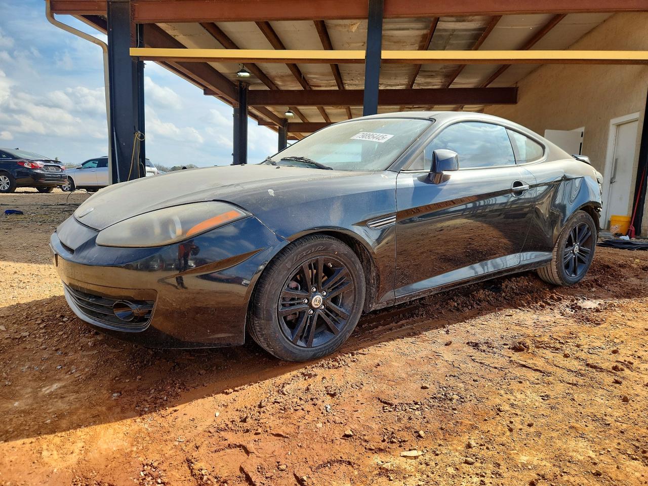 Salvage Hyundai Tiburon Image