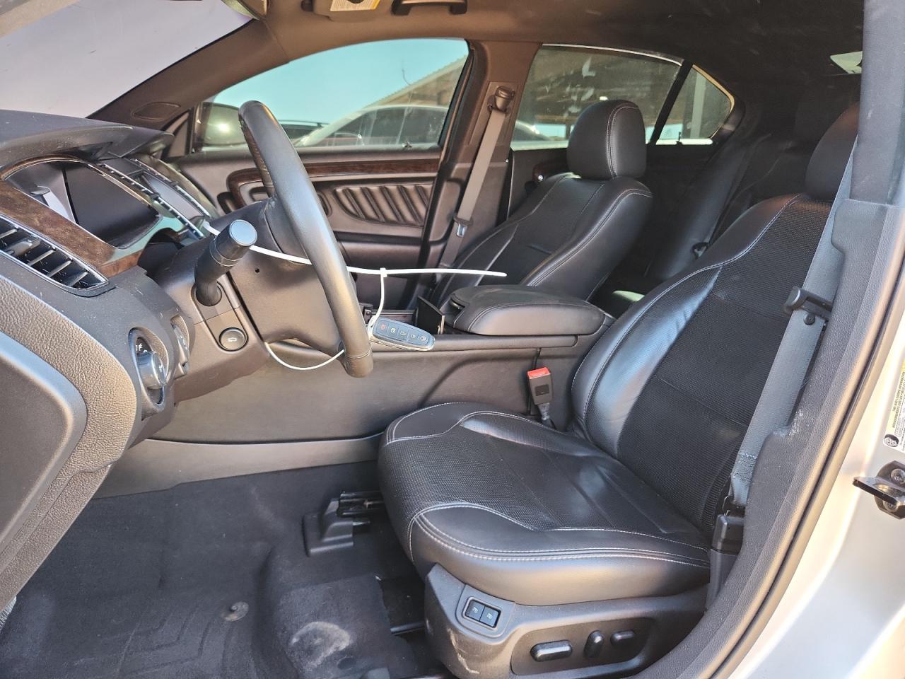 Ford Taurus Limited