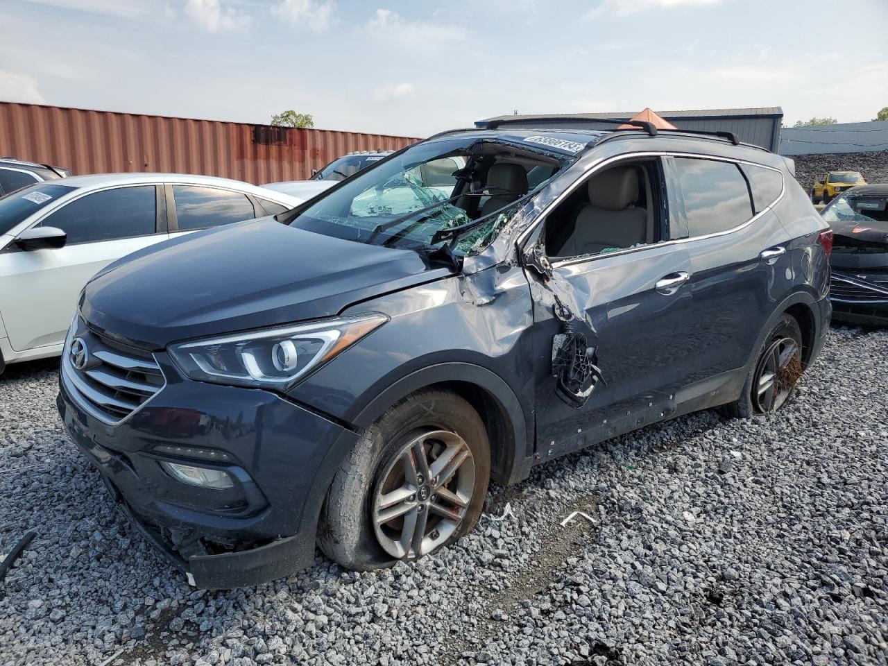 Salvage Hyundai SANTA FE Image