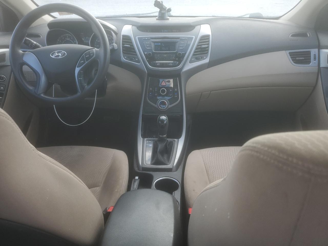 Hyundai ELANTRA Se