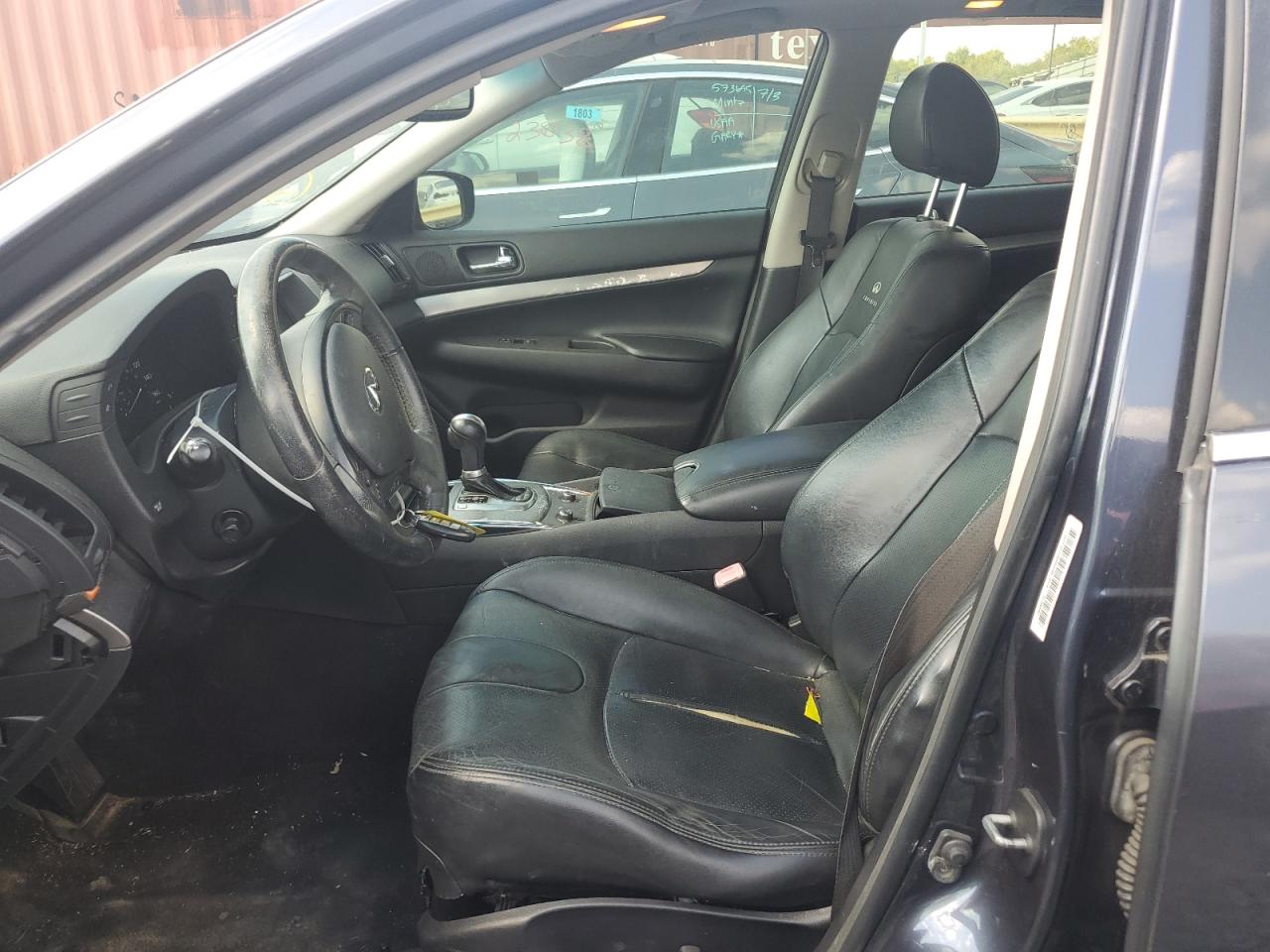 INFINITI G37 Base