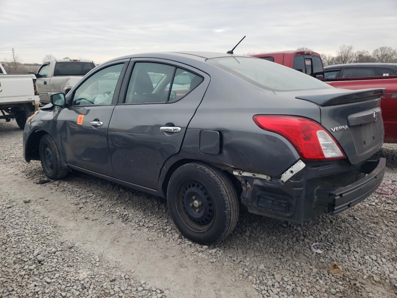 Nissan Versa S