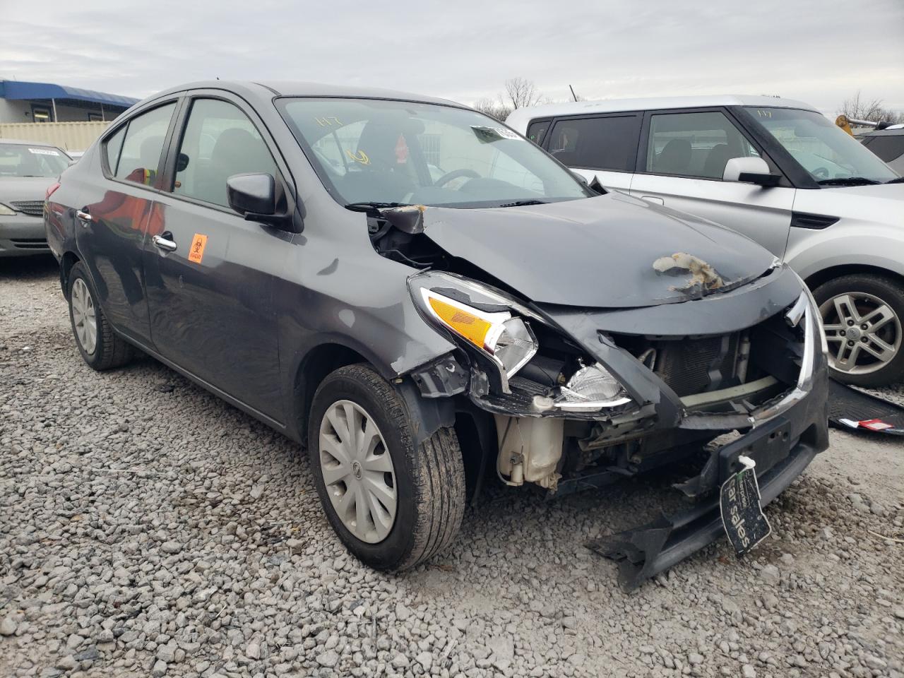 Nissan Versa S