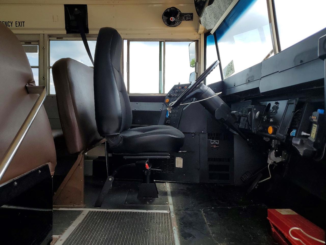 International 3000 3800