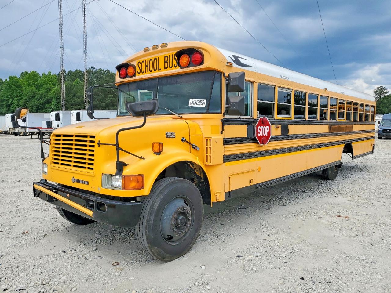 International 3000 3800