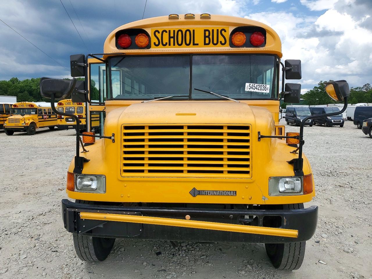 International 3000 3800