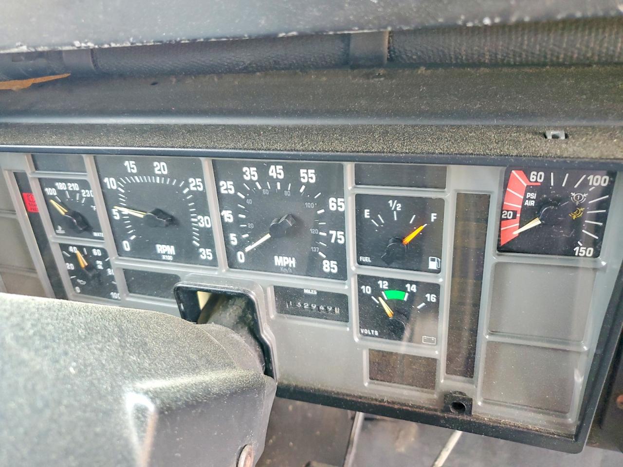 International 3000 3800