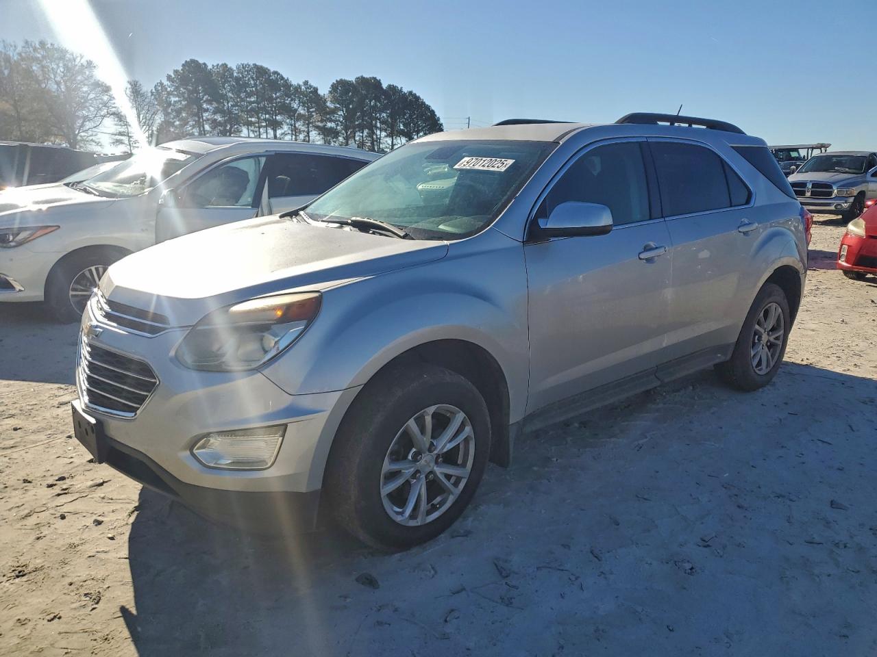 Salvage Chevrolet Equinox Image