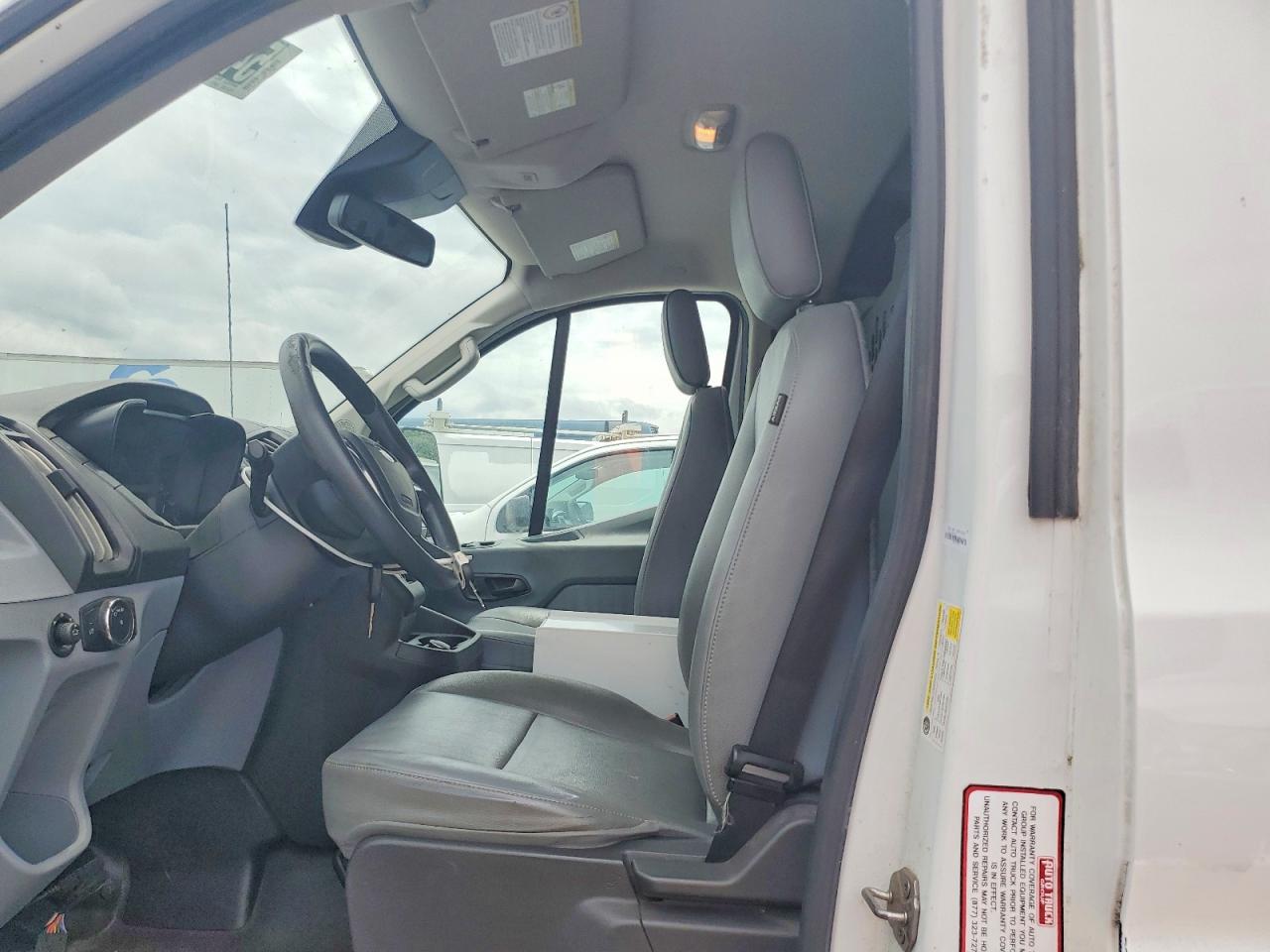 Ford Transit T-250