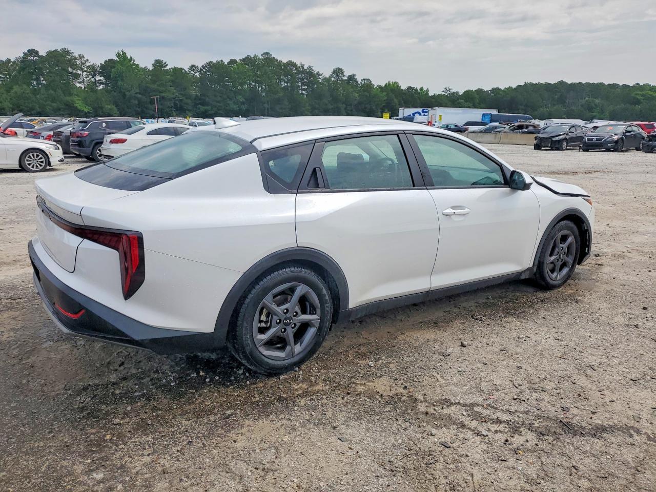 Kia K4 Lxs