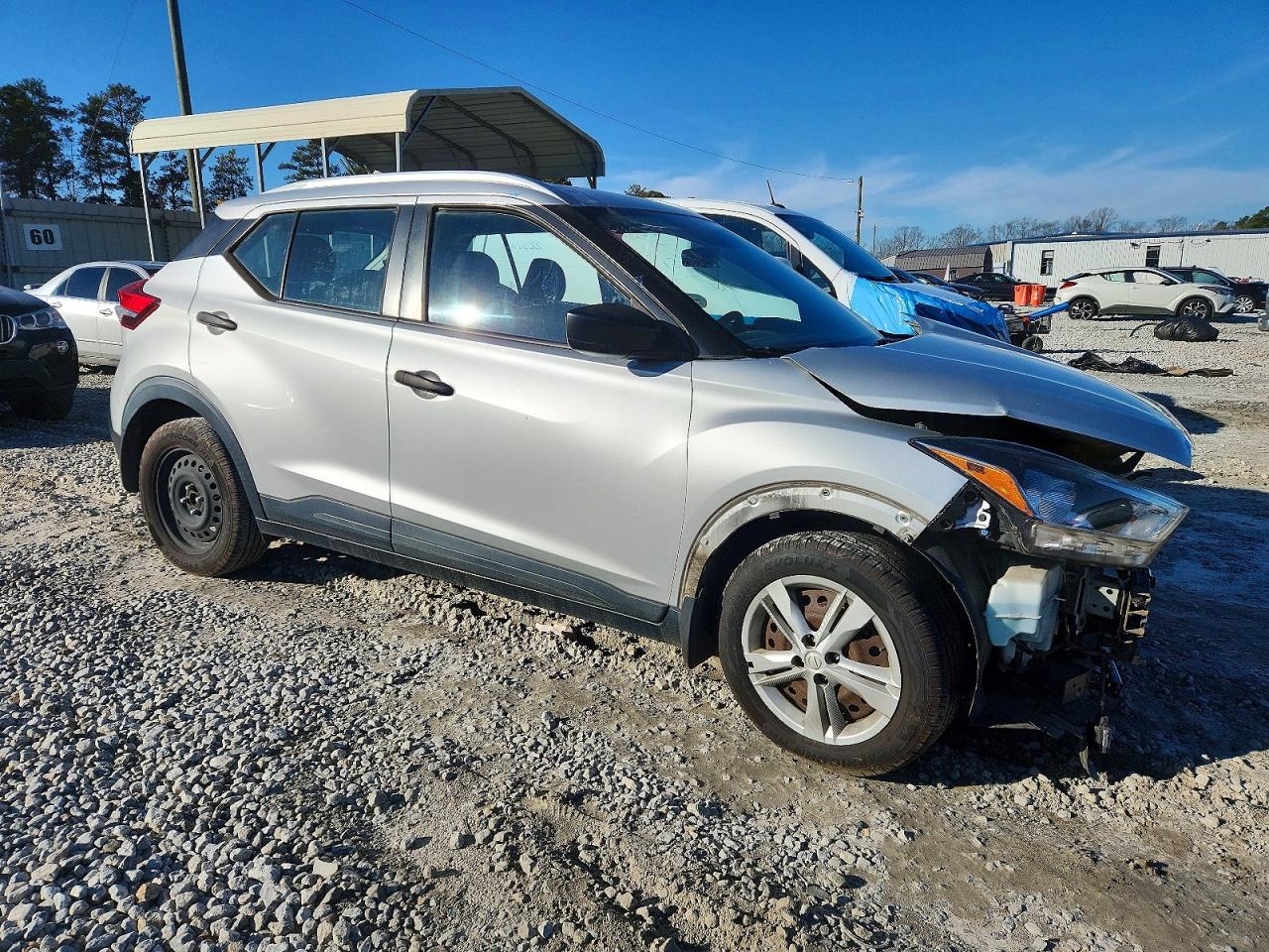 Nissan Kicks S