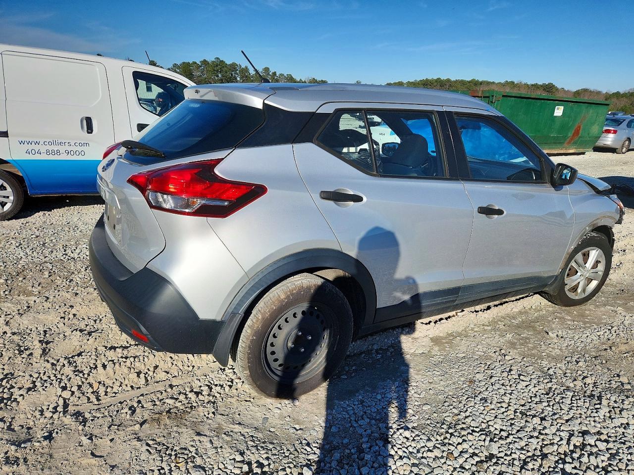 Nissan Kicks S