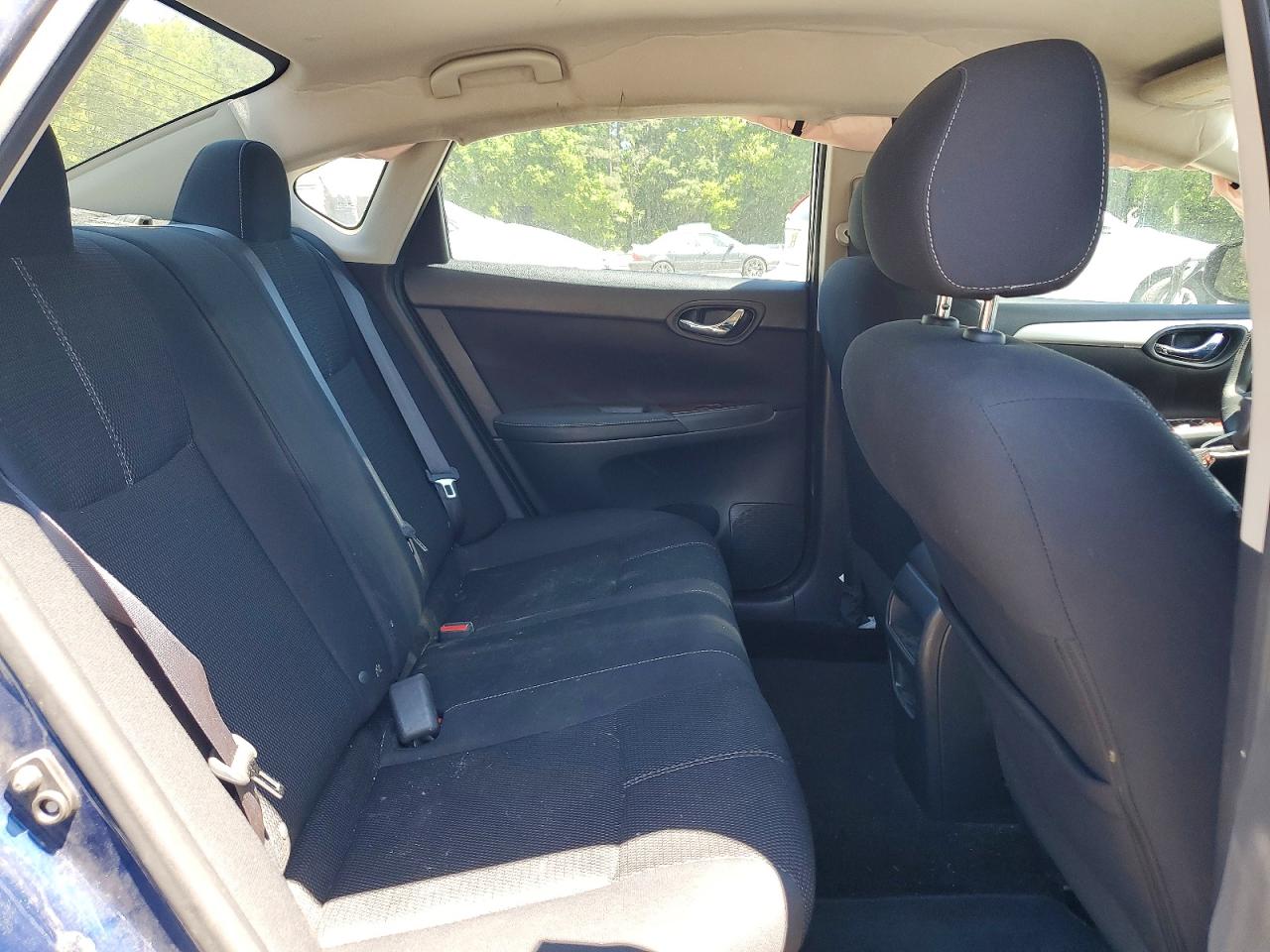 Nissan Sentra S