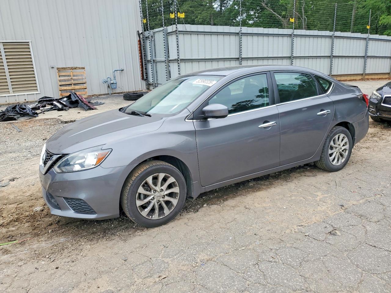 Salvage Nissan Sentra Image