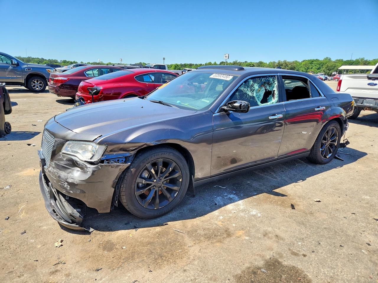 Salvage Chrysler 300 Image
