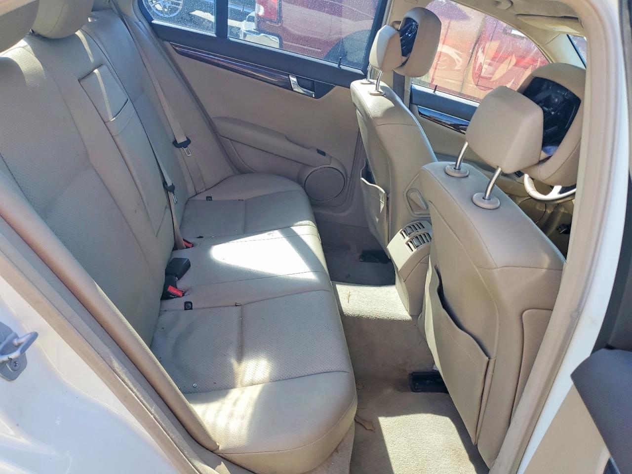 Mercedes-Benz C-Class 300