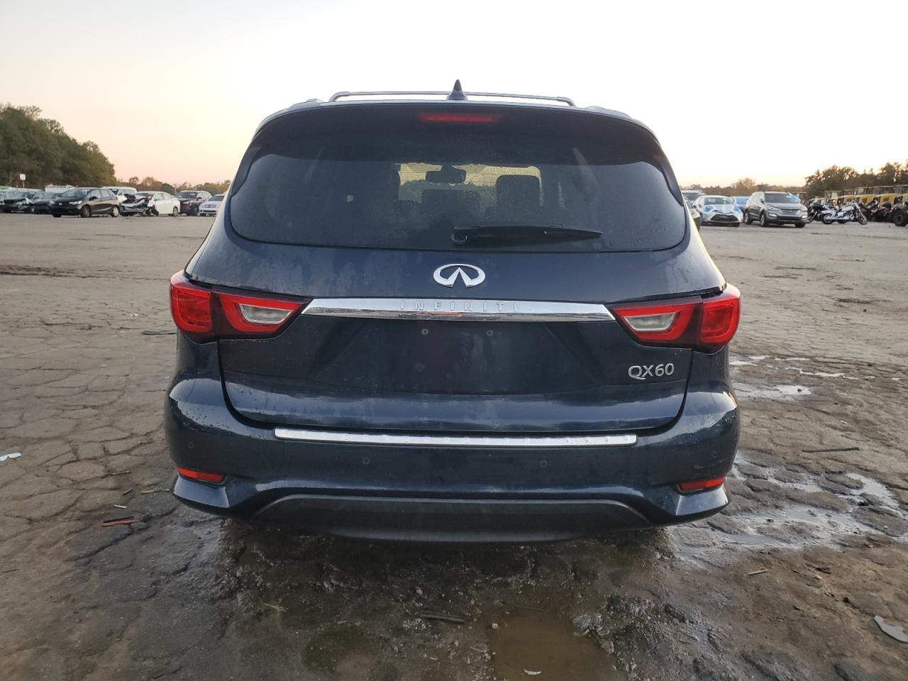 INFINITI Qx Base