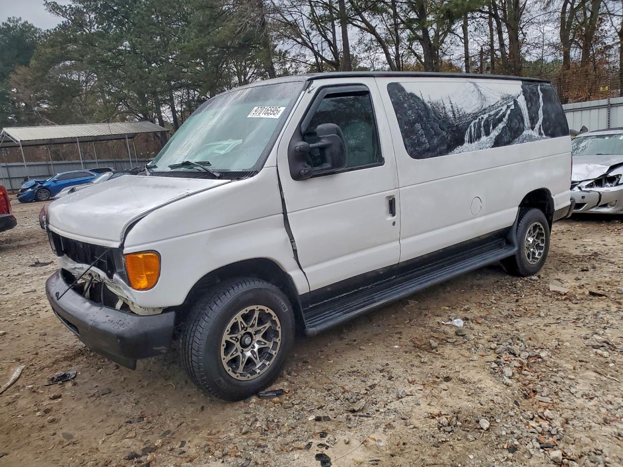 Salvage Ford Econoline Image