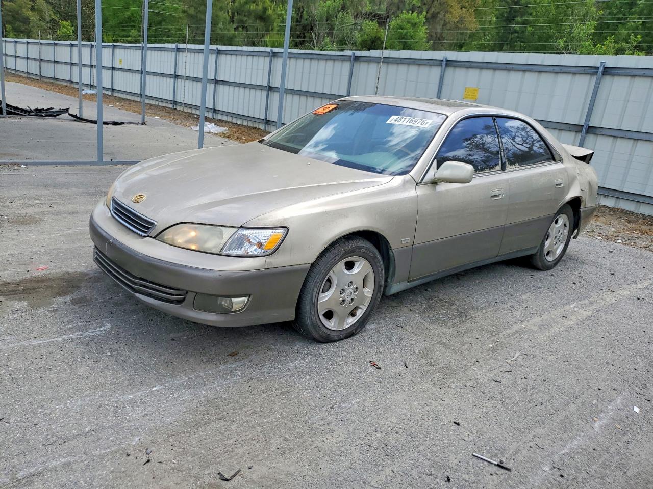 Salvage Lexus Es Image
