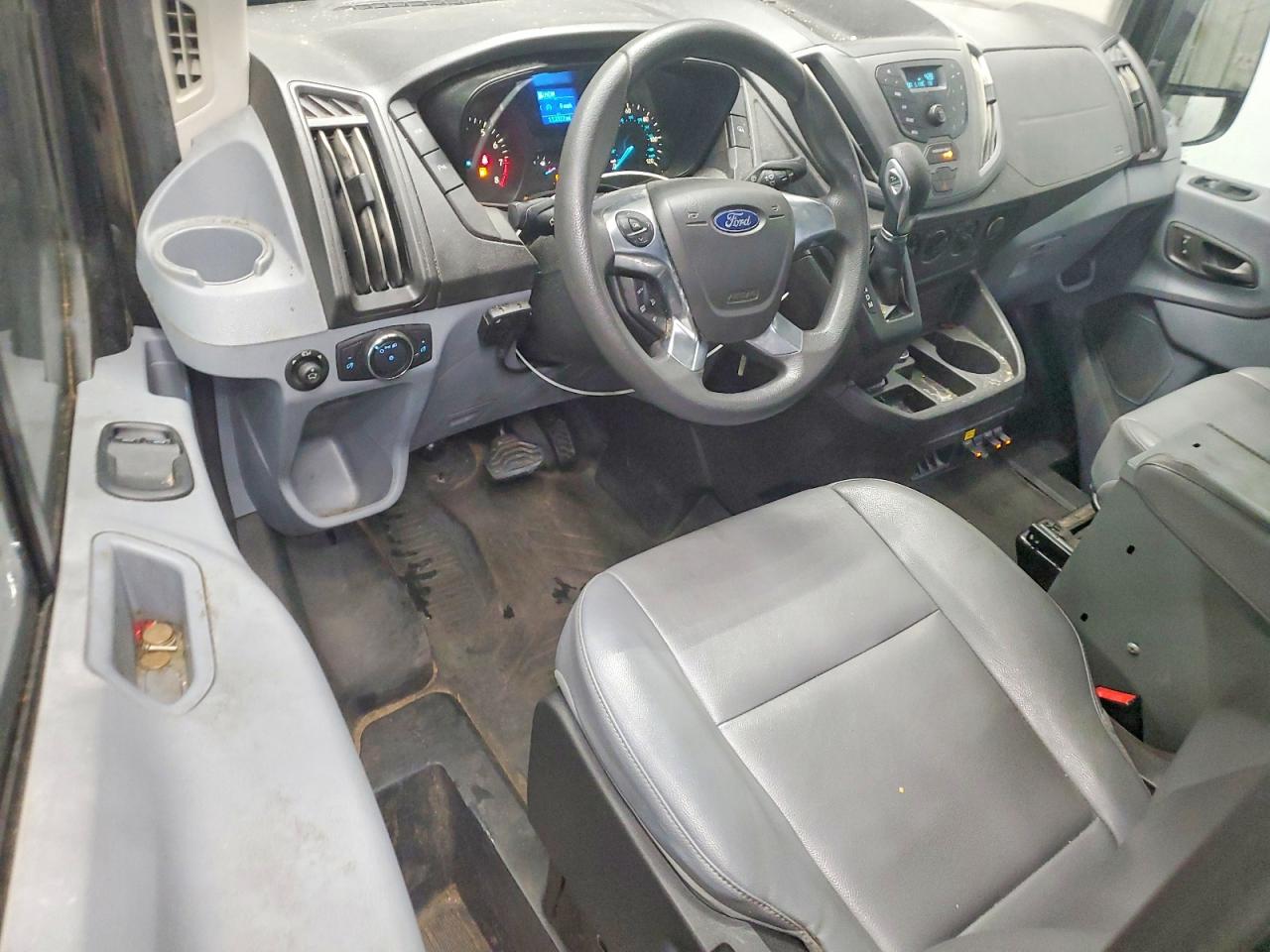 Ford Transit T-250